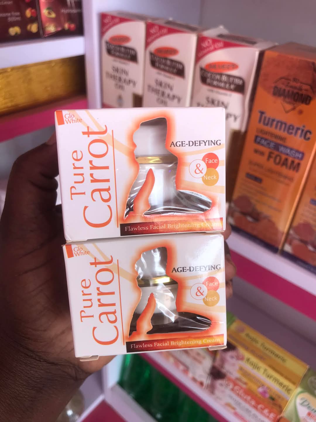 You are currently viewing Pure Carrot Face Cream Review: A Comprehensive Guide